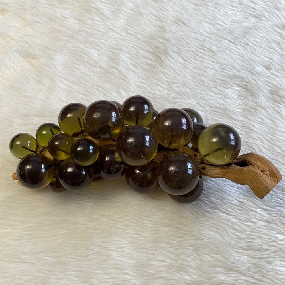 Large MCM Green Lucite Grapes